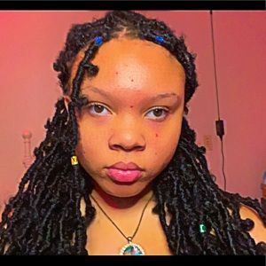 Meet your Posher, Imari